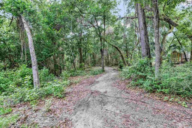 6257 Spanish Oak Ct, Pensacola, FL 32526