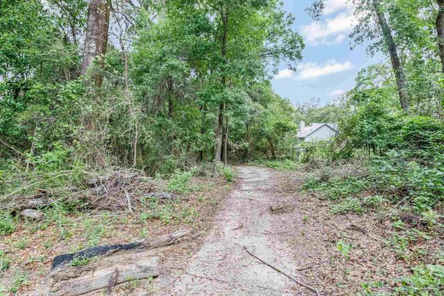 6257 Spanish Oak Ct, Pensacola, FL 32526