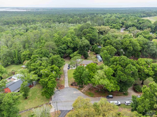 6257 Spanish Oak Ct, Pensacola, FL 32526
