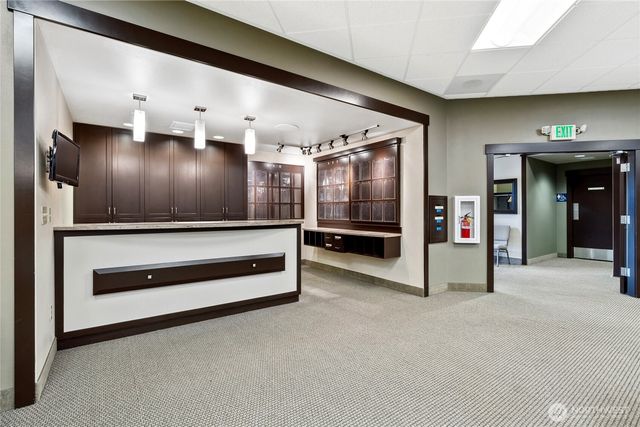 812 Davis Place S, Seattle, WA 98144