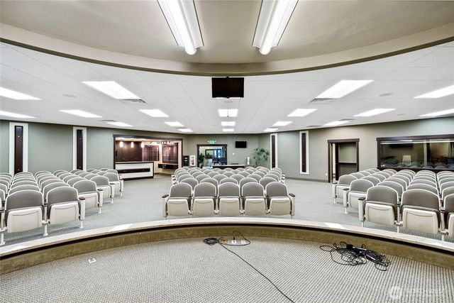 812 Davis Place S, Seattle, WA 98144