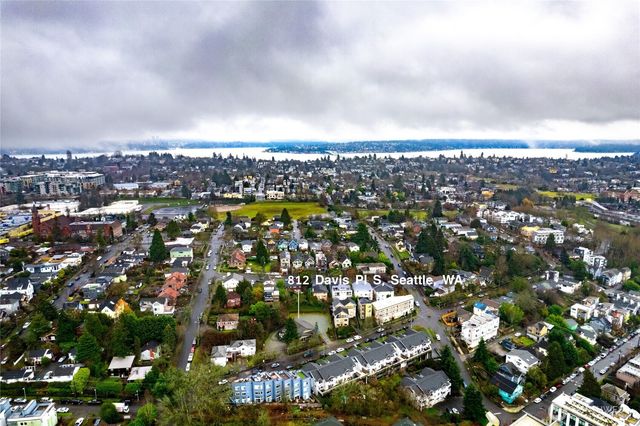 812 Davis Place S, Seattle, WA 98144