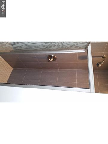 9960 WOODFERN RD, Philadelphia, PA 19115