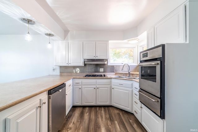 130 E Hoover Drive, Fort Wayne, IN 46816