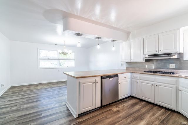 130 E Hoover Drive, Fort Wayne, IN 46816