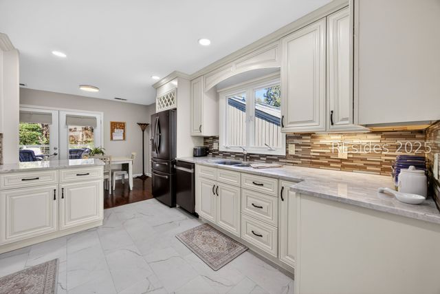 112 Otter Rd, Hilton Head Island, SC 29928