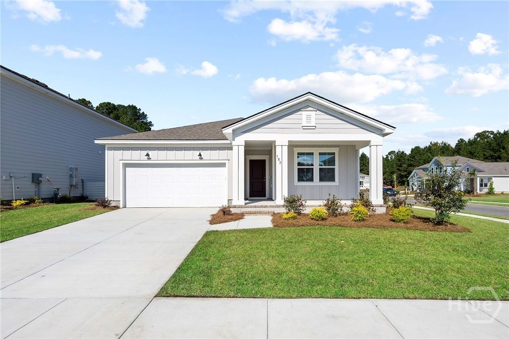 217 Crosstown Avenue, Richmond Hill, GA 31324