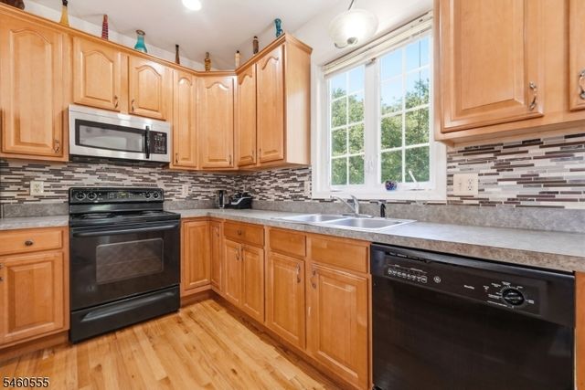 6 Andre Ct, Hardyston Twp., NJ 07416
