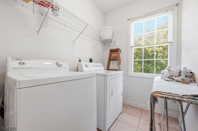 6 Andre Ct, Hardyston Twp., NJ 07416