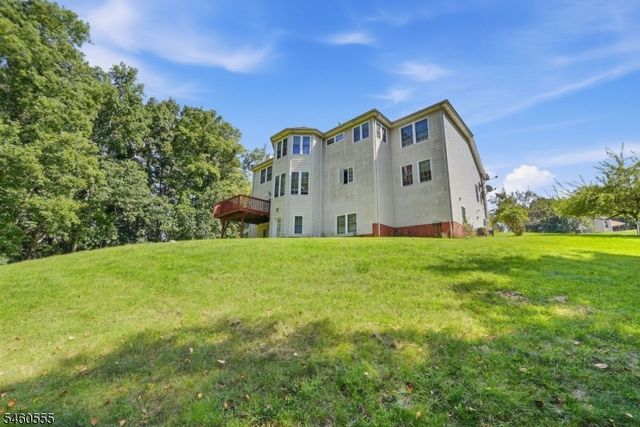 6 Andre Ct, Hardyston Twp., NJ 07416