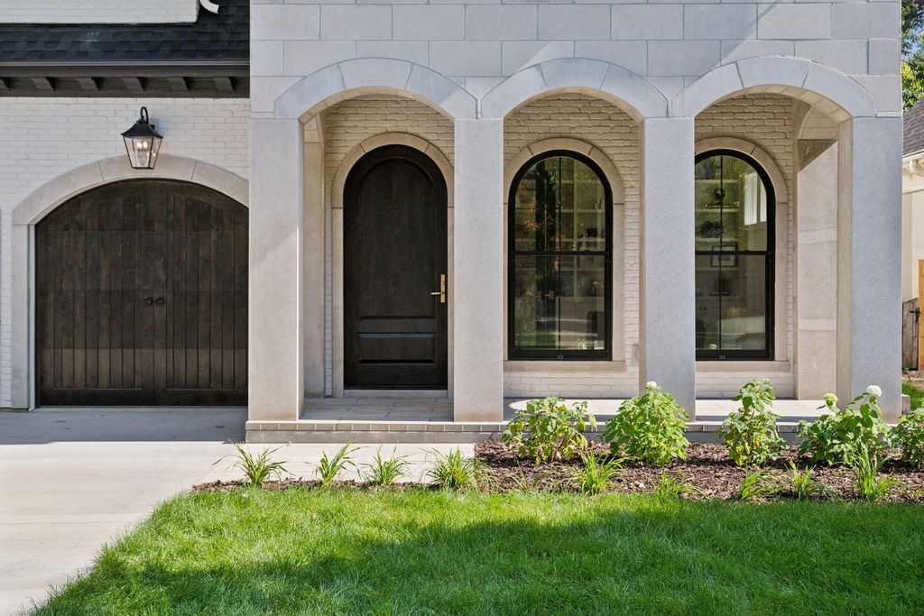 5341 Kellogg Avenue, Edina, MN 55424 — photo 2