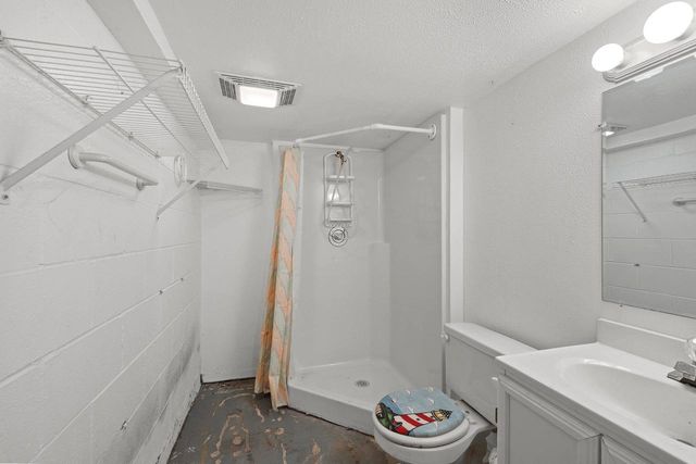 1408 N WAYNE STREET, Appleton, WI 54911