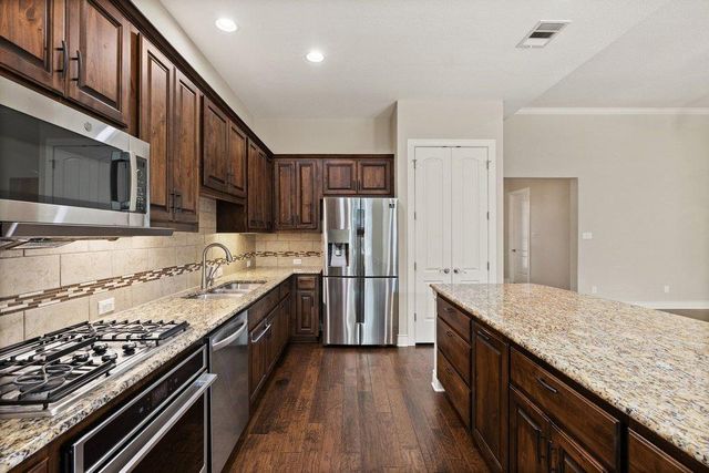 404 Amiata Ave 34, Austin, TX 78734