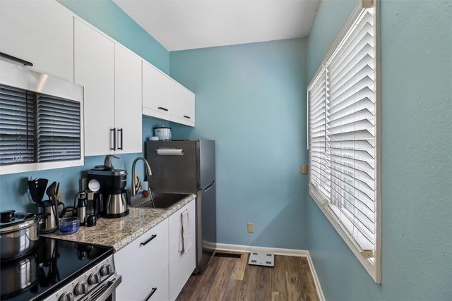 1112 27th Street, Des Moines, IA 50311