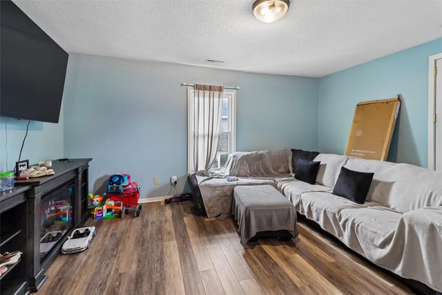 1112 27th Street, Des Moines, IA 50311