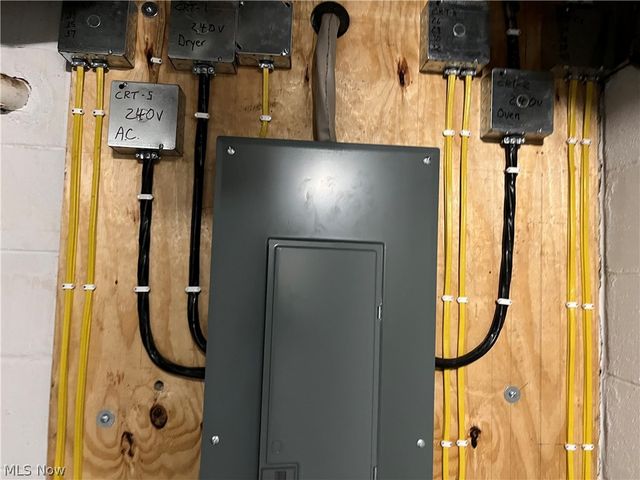 128 Grandview Drive, Wintersville, OH 43953