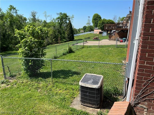 128 Grandview Drive, Wintersville, OH 43953