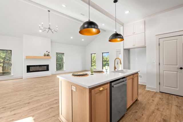 46 Lieblong Road, Greenbrier, AR 72058