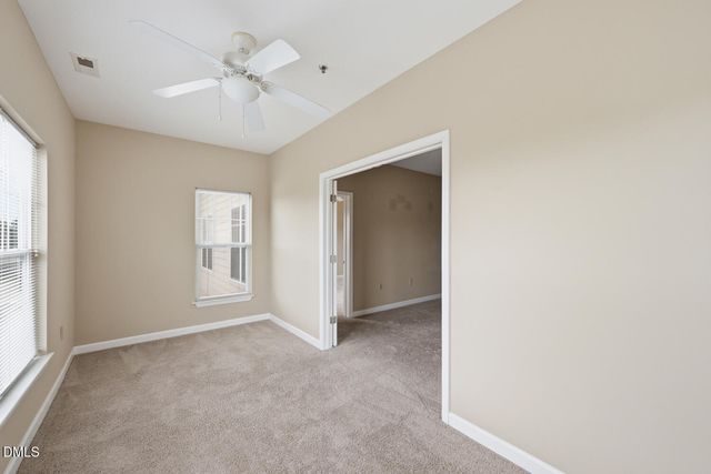 102 Campus Walk Trail 200, Elon, NC 27244