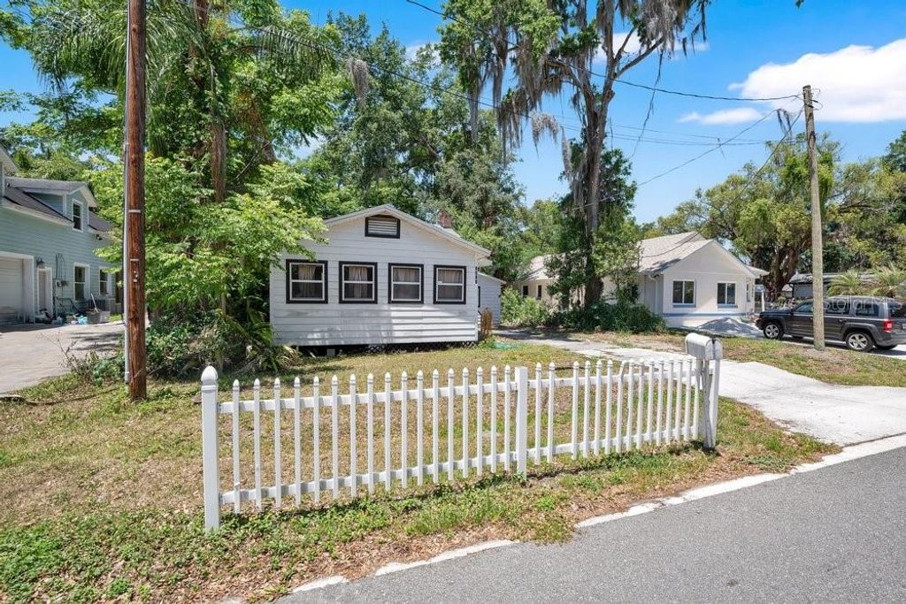 2804 KEYSTONE DRIVE, Orlando, FL 32806