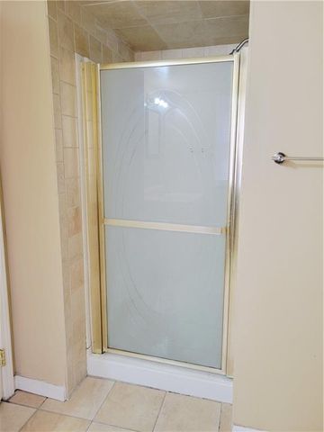 2739 Garfield Avenue, Kansas City, MO 64109