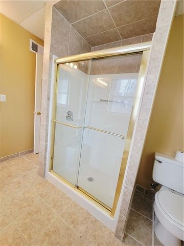 2739 Garfield Avenue, Kansas City, MO 64109