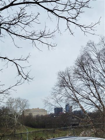 2739 Garfield Avenue, Kansas City, MO 64109