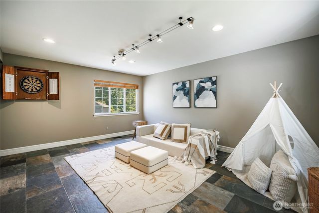 20700 76th Avenue SE, Snohomish, WA 98296