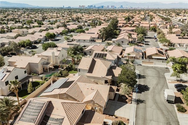 9455 Supernova Court, Las Vegas, NV 89123