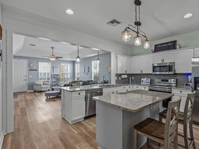 4279 Raleigh Way, Tallahassee, FL 32311