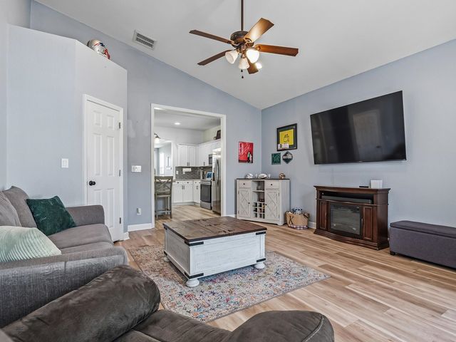 4279 Raleigh Way, Tallahassee, FL 32311