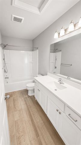4061 Tributary Drive, Holland, MI 49424
