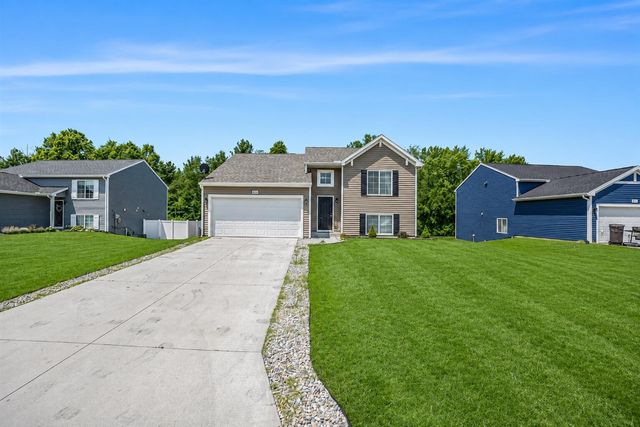 4061 Tributary Drive, Holland, MI 49424