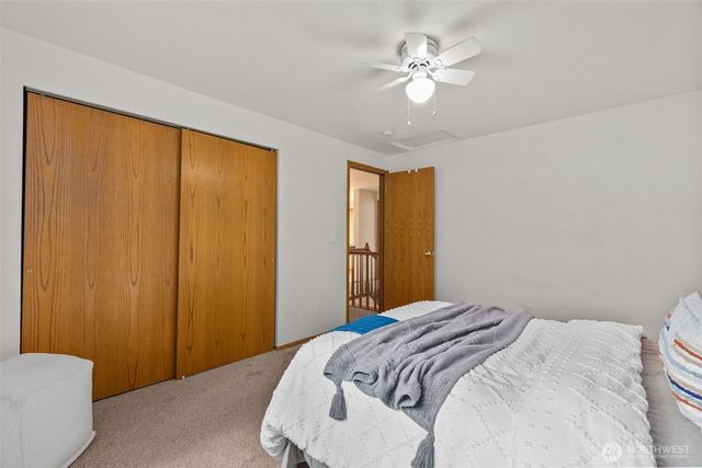 1802 Zephyr Lane NW, Silverdale, WA 98383