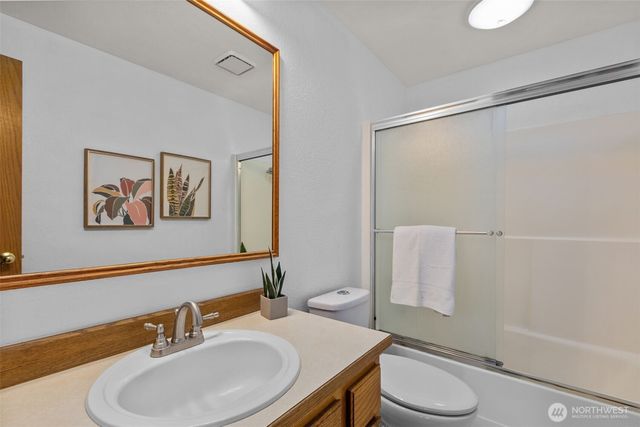 1802 Zephyr Lane NW, Silverdale, WA 98383