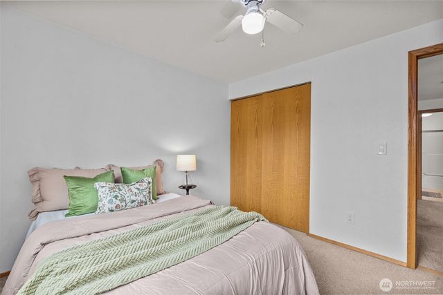 1802 Zephyr Lane NW, Silverdale, WA 98383