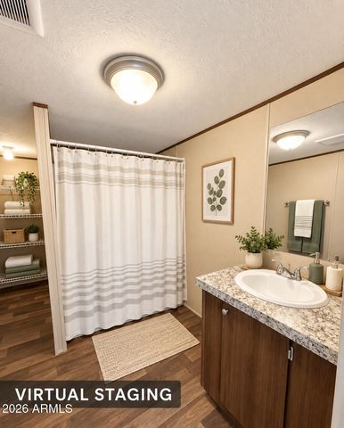 132 S 103RD Place, Mesa, AZ 85208