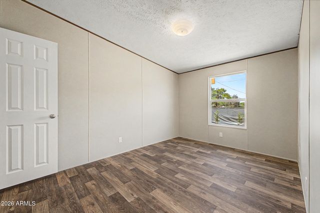 132 S 103RD Place, Mesa, AZ 85208