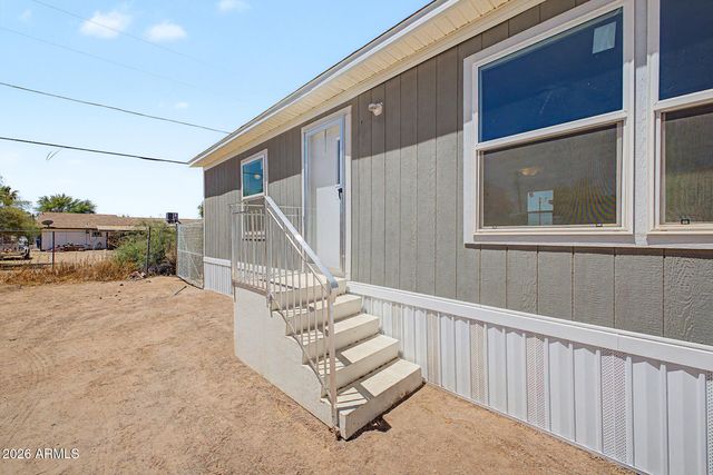 132 S 103RD Place, Mesa, AZ 85208