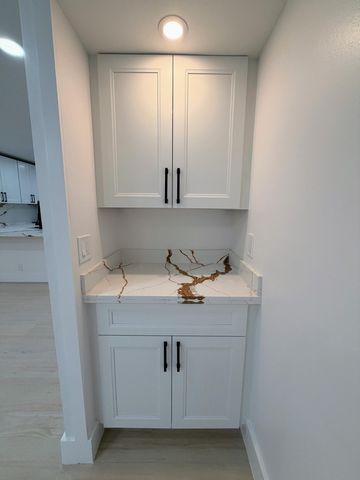 575 NE 7th Avenue 4b, Fort Lauderdale, FL 33301