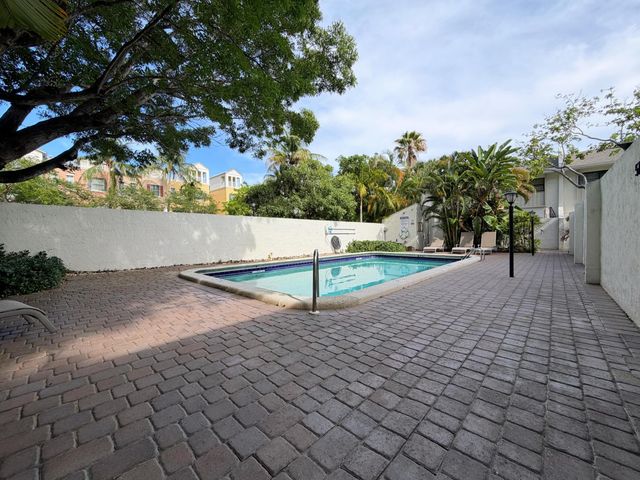 575 NE 7th Avenue 4b, Fort Lauderdale, FL 33301
