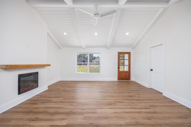 65 Happy Hollow Road, Freeport, FL 32439