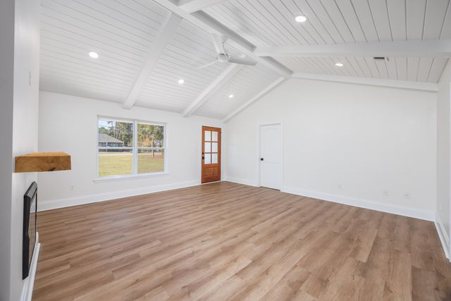 65 Happy Hollow Road, Freeport, FL 32439