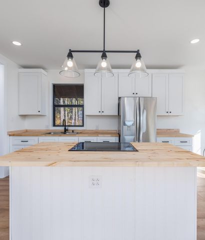 65 Happy Hollow Road, Freeport, FL 32439