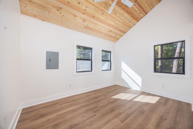 65 Happy Hollow Road, Freeport, FL 32439