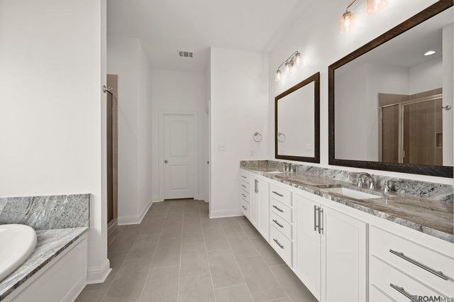 4203 Liberty Way, Zachary, LA 70791