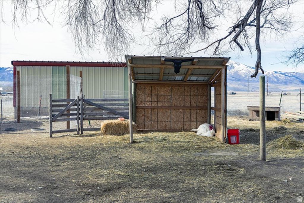 Image 42 of property listing at 2396 W 7400 N, Preston, ID 83263