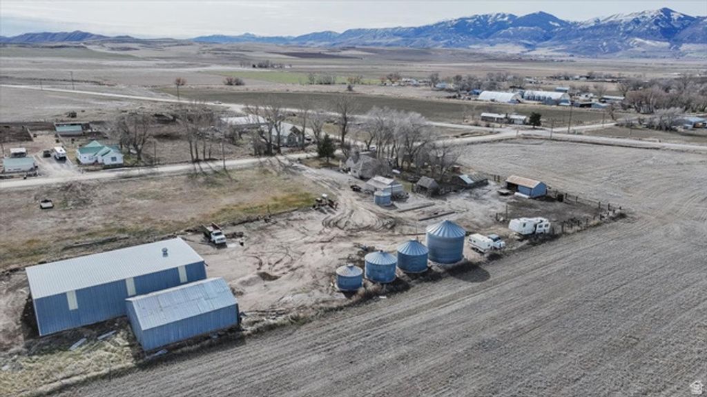 Image 53 of property listing at 2396 W 7400 N, Preston, ID 83263