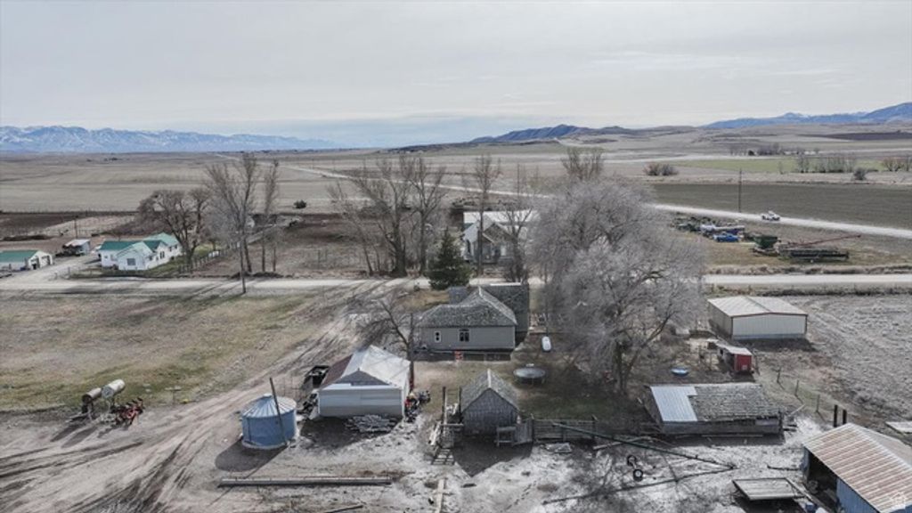 Image 56 of property listing at 2396 W 7400 N, Preston, ID 83263