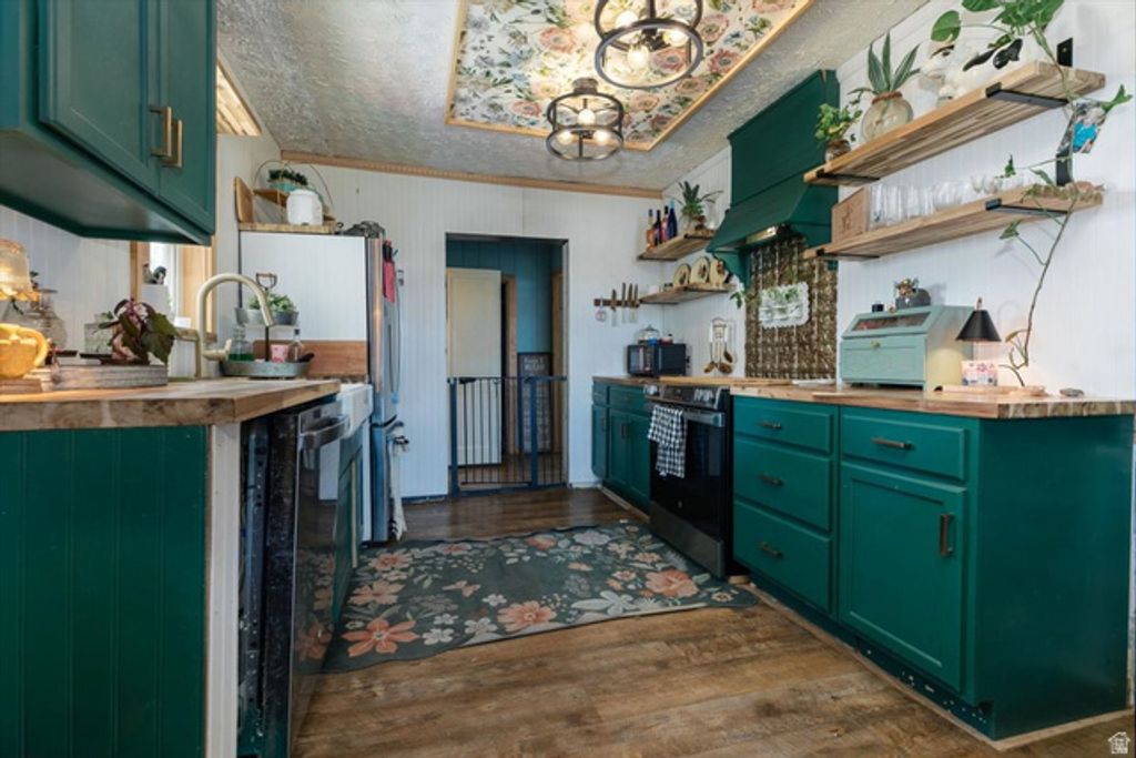 Image 10 of property listing at 2396 W 7400 N, Preston, ID 83263
